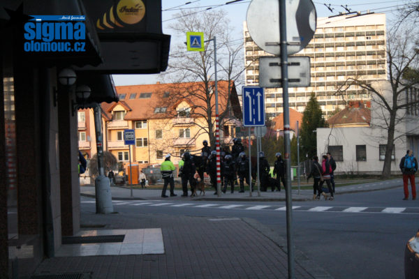 Zvířecí kavalerie policistů ve Zlíně