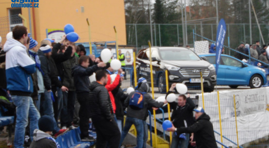 jihlava-Sigma 5.3.2016 a ani balónky v barvách klubu nemohli chybět