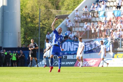 Vítězné gesto Tomáše Zahradníčka s SK Sigma Olomouc